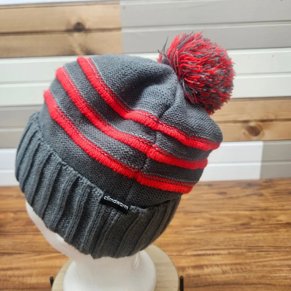 Adidas ClimaWarm Beanie Gray Red Striped Pom Pom Fleece Lined Knit Hat RN 90288